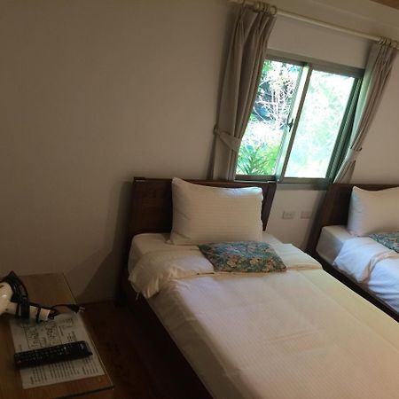 Hou Shan Ren Jia B&B Luye Eksteriør billede