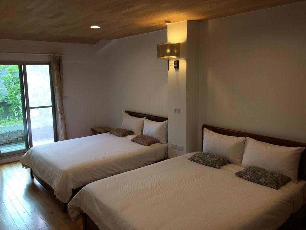 Hou Shan Ren Jia B&B Luye Eksteriør billede